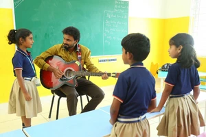 classroom activities - guitar